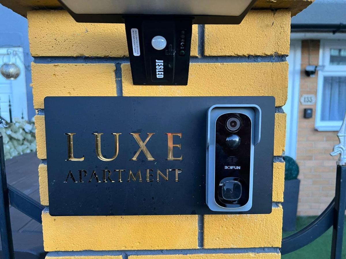 Apartment Luxe Free Wifi, Free Parking, Free Netflix Friern Barnet Dış mekan fotoğraf