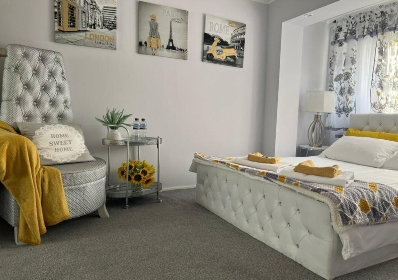 Apartment Luxe Free Wifi, Free Parking, Free Netflix Friern Barnet Dış mekan fotoğraf